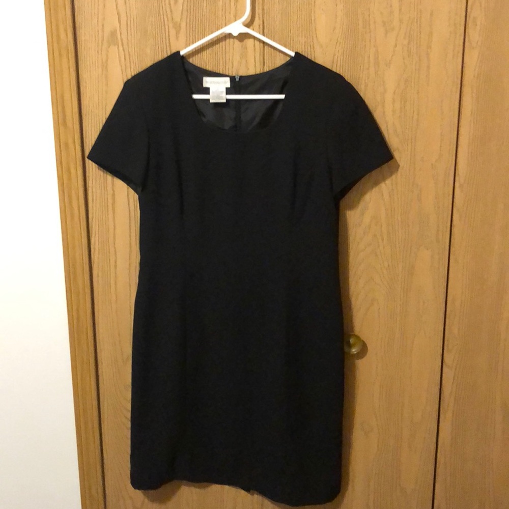 Worthington size 12 woman’s little black dress